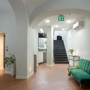 Palazzo Sant'antonio Neapol